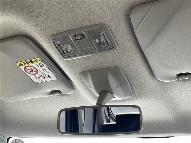 タント カスタムX 4WD 片側パワースライドドア LEDヘッドライト オートライト フォグランプ ベンチシート 純正エンジンスターター アイドリングストップ 社外AW プッシュスタート スマートキー ドアバイザー(11枚目)