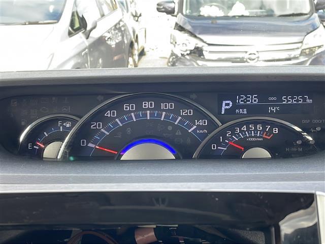 タント カスタムX 4WD 片側パワースライドドア LEDヘッドライト オートライト フォグランプ ベンチシート 純正エンジンスターター アイドリングストップ 社外AW プッシュスタート スマートキー ドアバイザー(16枚目)