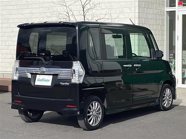 タント カスタムX 4WD 片側パワースライドドア LEDヘッドライト オートライト フォグランプ ベンチシート 純正エンジンスターター アイドリングストップ 社外AW プッシュスタート スマートキー ドアバイザー(32枚目)