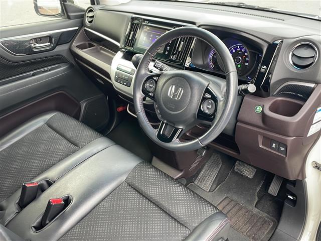 N-WGNカスタム G・Aパッケージ 4WD 純正ディスプレイオーディオ バックカメラ 合皮コンビシート あんしんパッケージ 衝突軽減ブレーキ クルーズコントロール 横滑り防止機能 サイド・カーテンエアバッグ HIDライト 純正14AW(17枚目)