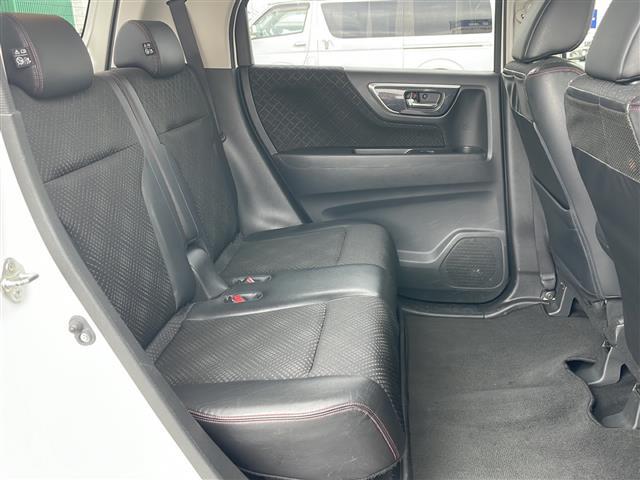 N-WGNカスタム G・Aパッケージ 4WD 純正ディスプレイオーディオ バックカメラ 合皮コンビシート あんしんパッケージ 衝突軽減ブレーキ クルーズコントロール 横滑り防止機能 サイド・カーテンエアバッグ HIDライト 純正14AW(23枚目)