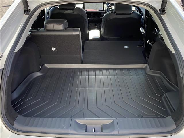 プリウス Z 寒冷地仕様 純正ナビ フルセグTV 全方位カメラ 合皮スポーツシート 前席エアシート・ヒーター ステアヒーター DA連動純正ドラレコ前後 デジタルインナーミラー パワーバックドア モデリスタエアロ(26枚目)