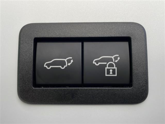 プリウス Z 寒冷地仕様 純正ナビ フルセグTV 全方位カメラ 合皮スポーツシート 前席エアシート・ヒーター ステアヒーター DA連動純正ドラレコ前後 デジタルインナーミラー パワーバックドア モデリスタエアロ(30枚目)