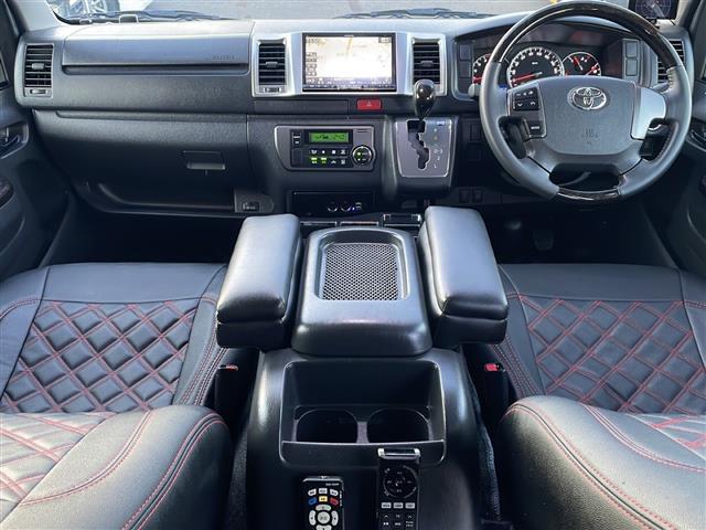 ハイエースバン スーパーＧＬ　ダークプライム　４ＷＤ　アルパイン８インチナビ　フルセグ　Ｂカメラ　ベッドキット　両側パワースライドドア　純正エンジンスターター　ビルトインＥＴＣ　ＡＣ１００Ｖ電源　社外１７ＡＷ　ＬＥＤヘッドライト　モデリスタエアロ（2枚目）