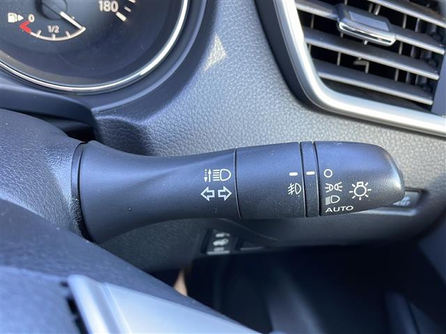 エクストレイル 20Xt エマージェンシーブレーキパッケージ 4WD 純正メーカーナビ アラウンドビューモニター パワーバックドア 前席シートヒーター エマージェンシーブレーキ パーキングアシスト クルーズコントロール 純正エンスタ LEDライト ルーフレール(18枚目)