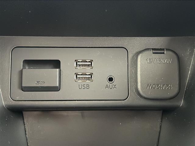 デミオ XDツーリング 4WD 純正ナビ Bカメラ ETC スマートシティブレーキサポート ヘッドアップディスプレイ パドルシフト 前席シートヒーター クルコン LEDヘッドライト フォグランプ 純正16AW スマートキー(8枚目)