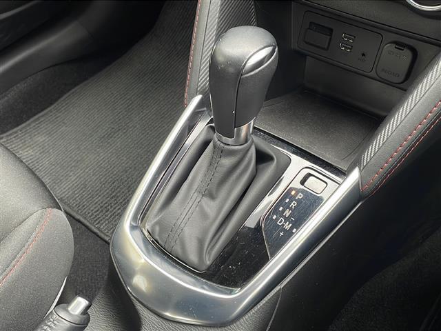 デミオ XDツーリング 4WD 純正ナビ Bカメラ ETC スマートシティブレーキサポート ヘッドアップディスプレイ パドルシフト 前席シートヒーター クルコン LEDヘッドライト フォグランプ 純正16AW スマートキー(9枚目)