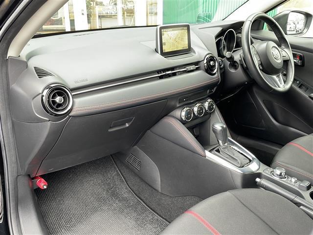 デミオ XDツーリング 4WD 純正ナビ Bカメラ ETC スマートシティブレーキサポート ヘッドアップディスプレイ パドルシフト 前席シートヒーター クルコン LEDヘッドライト フォグランプ 純正16AW スマートキー(21枚目)