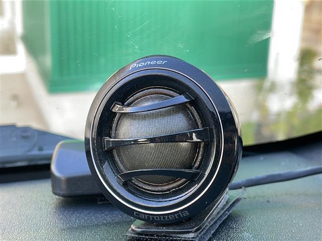 ハイエースバン スーパーＧＬ　ダーク　プライムＩＩ　４ＷＤ　社外８インチナビ　フルセグ　Ｂカメラ　両側パワースライドドア　パワーバックドア　合皮コンビシート　デジタルインナーミラー　リアヒーター・クーラー　ＬＥＤライト・フォグ　モデリスタＦスポイラー（15枚目）