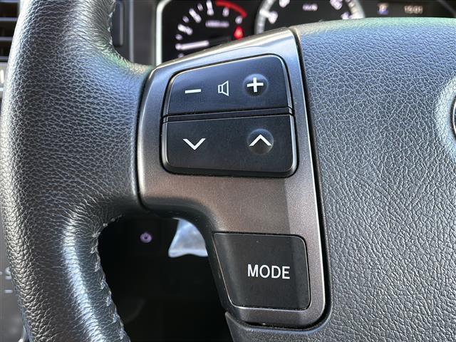 ハイエースバン スーパーＧＬ　ダーク　プライムＩＩ　４ＷＤ　社外８インチナビ　フルセグ　Ｂカメラ　両側パワースライドドア　パワーバックドア　合皮コンビシート　デジタルインナーミラー　リアヒーター・クーラー　ＬＥＤライト・フォグ　モデリスタＦスポイラー（18枚目）