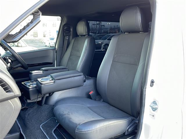 ハイエースバン スーパーＧＬ　ダーク　プライムＩＩ　４ＷＤ　社外８インチナビ　フルセグ　Ｂカメラ　両側パワースライドドア　パワーバックドア　合皮コンビシート　デジタルインナーミラー　リアヒーター・クーラー　ＬＥＤライト・フォグ　モデリスタＦスポイラー（26枚目）