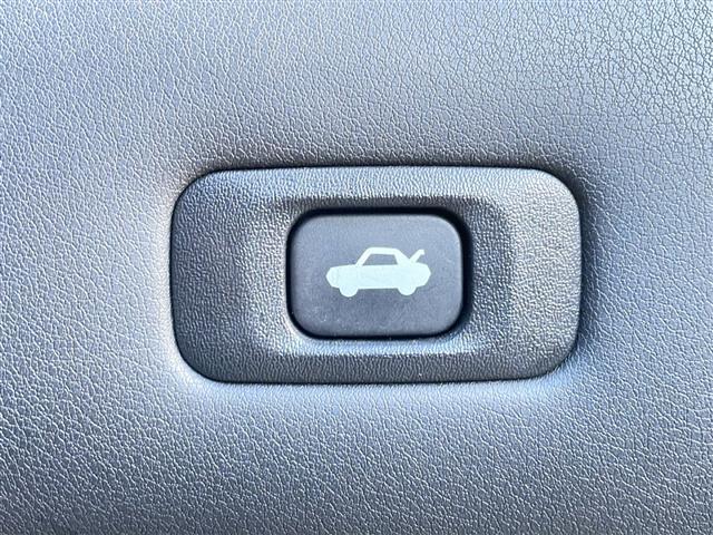 クラウンハイブリッド RS Four 4WD 純正ナビ フルセグ Bカメラ 前席パワーシート・ヒーター ステアリングヒーター 衝突軽減ブレーキ 追従クルーズコントロール アダプティブハイビーム レーンキープ 前後ドラレコ LEDライト(15枚目)