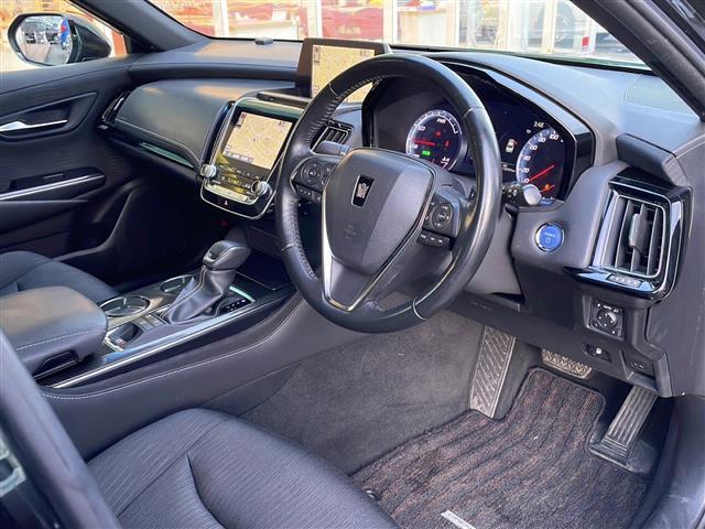 クラウンハイブリッド RS Four 4WD 純正ナビ フルセグ Bカメラ 前席パワーシート・ヒーター ステアリングヒーター 衝突軽減ブレーキ 追従クルーズコントロール アダプティブハイビーム レーンキープ 前後ドラレコ LEDライト(24枚目)