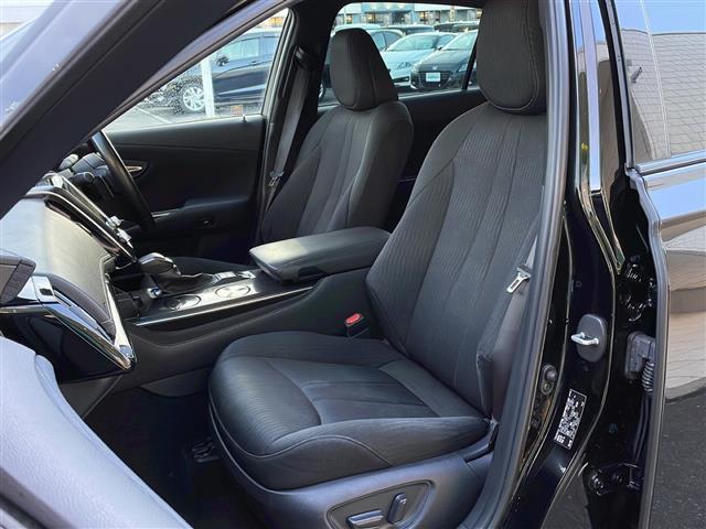 クラウンハイブリッド RS Four 4WD 純正ナビ フルセグ Bカメラ 前席パワーシート・ヒーター ステアリングヒーター 衝突軽減ブレーキ 追従クルーズコントロール アダプティブハイビーム レーンキープ 前後ドラレコ LEDライト(27枚目)