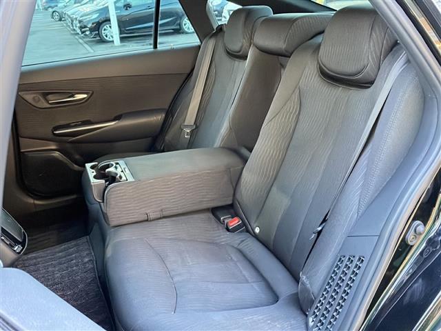 クラウンハイブリッド RS Four 4WD 純正ナビ フルセグ Bカメラ 前席パワーシート・ヒーター ステアリングヒーター 衝突軽減ブレーキ 追従クルーズコントロール アダプティブハイビーム レーンキープ 前後ドラレコ LEDライト(29枚目)