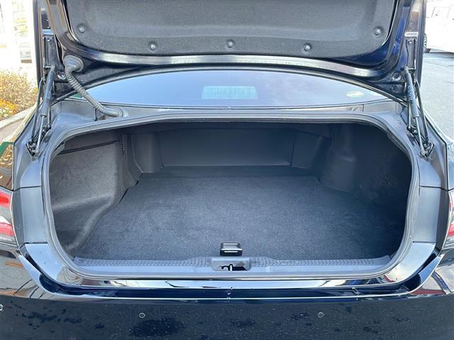 クラウンハイブリッド RS Four 4WD 純正ナビ フルセグ Bカメラ 前席パワーシート・ヒーター ステアリングヒーター 衝突軽減ブレーキ 追従クルーズコントロール アダプティブハイビーム レーンキープ 前後ドラレコ LEDライト(30枚目)