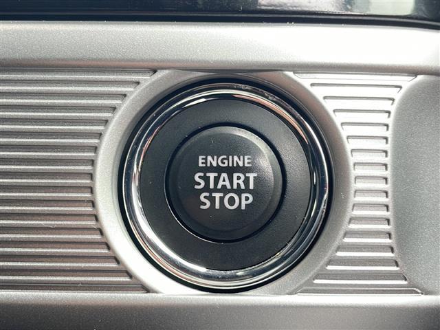 スペーシアカスタム ハイブリッドＸＳ　４ＷＤ　セーフティサポート　純正ナビ　フルセグ　バックカメラ　両側パワースライドドア　合皮コンビシート　前席シートヒーター　衝突軽減ブレーキ　レーンキープ　ハイビームアシスト　リアパーキングセンサー（11枚目）