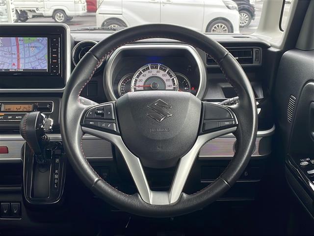 スペーシアカスタム ハイブリッドＸＳ　４ＷＤ　セーフティサポート　純正ナビ　フルセグ　バックカメラ　両側パワースライドドア　合皮コンビシート　前席シートヒーター　衝突軽減ブレーキ　レーンキープ　ハイビームアシスト　リアパーキングセンサー（13枚目）