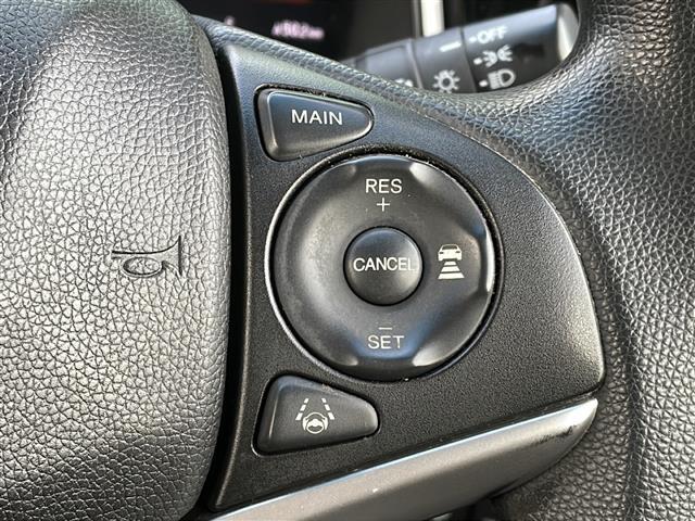 シャトル ハイブリッド　ホンダセンシング　４ＷＤ　社外メモリナビ　バックカメラ　ホンダセンシング　衝突軽減ブレーキ　追従クルコン　路外逸脱抑制機能　誤発進抑制機能　ワイパーデアイサー　ＥＴＣ　ＬＥＤヘッドライト　フォグランプ　スマートキー（14枚目）