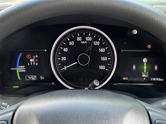 シャトル ハイブリッド　ホンダセンシング　４ＷＤ　社外メモリナビ　バックカメラ　ホンダセンシング　衝突軽減ブレーキ　追従クルコン　路外逸脱抑制機能　誤発進抑制機能　ワイパーデアイサー　ＥＴＣ　ＬＥＤヘッドライト　フォグランプ　スマートキー（20枚目）