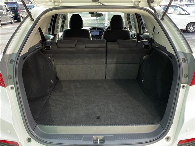 シャトル ハイブリッド　ホンダセンシング　４ＷＤ　社外メモリナビ　バックカメラ　ホンダセンシング　衝突軽減ブレーキ　追従クルコン　路外逸脱抑制機能　誤発進抑制機能　ワイパーデアイサー　ＥＴＣ　ＬＥＤヘッドライト　フォグランプ　スマートキー（29枚目）