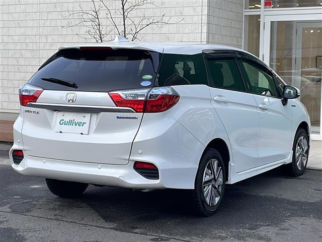 シャトル ハイブリッド　ホンダセンシング　４ＷＤ　社外メモリナビ　バックカメラ　ホンダセンシング　衝突軽減ブレーキ　追従クルコン　路外逸脱抑制機能　誤発進抑制機能　ワイパーデアイサー　ＥＴＣ　ＬＥＤヘッドライト　フォグランプ　スマートキー（35枚目）