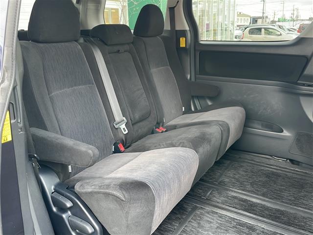 ヴェルファイア ２．４Ｚ　４ＷＤ　純正８インチＨＤＤナビ　フルセグ　純正フリップダウンモニター　バックカメラ　左パワースライドドア　ビルトインＥＴＣ　前方ドライブレコーダー　ワイパーデアイサー　ＨＩＤライト　ＴＥＩＮ車高調（25枚目）