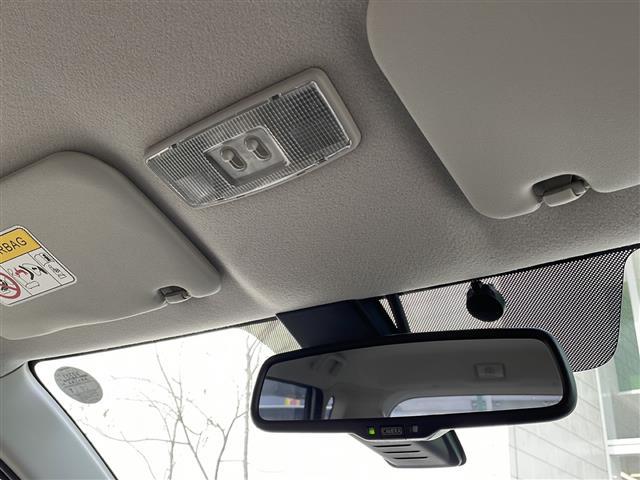 デイズ Ｘ　Ｖセレクション＋セーフティＩＩ　４ＷＤ　純正ＣＤオーディオ　アラウンドビューモニター　エマージェンシーブレーキ　横滑り防止機能　運転席シートヒーター　ＥＴＣ　アイドリングストップ　プッシュスタート　スマートキー　純正フロアマット（13枚目）