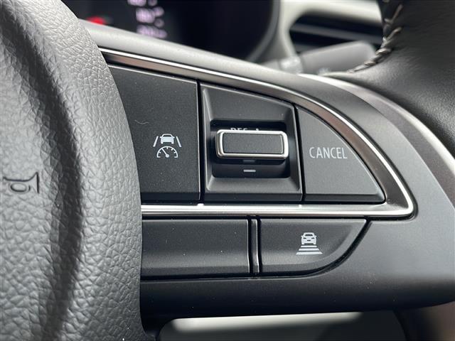 スイフト ハイブリッドＭＺ　４ＷＤ　全方位モニター付９インチメモリーナビ　フルセグ　前席シートヒーター　セーフティサポート　デュアルセンサーブレーキサポート２　追従クルコン　アダプティブハイビーム　レーンキープ　ＢＳＭ　ＬＥＤ（16枚目）