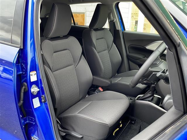 スイフト ハイブリッドＭＺ　４ＷＤ　全方位モニター付９インチメモリーナビ　フルセグ　前席シートヒーター　セーフティサポート　デュアルセンサーブレーキサポート２　追従クルコン　アダプティブハイビーム　レーンキープ　ＢＳＭ　ＬＥＤ（24枚目）