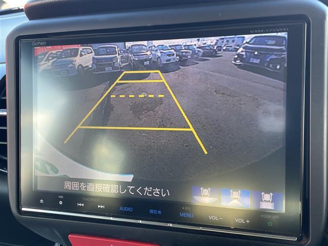 Ｎ－ＢＯＸカスタム Ｇ　ＳＳブラックスタイルパッケージ　４ＷＤ　純正８型ナビ　フルセグＴＶ　純正フリップダウンモニター　Ｂカメラ　純正エンジンスターター　ビルトインＥＴＣ　ドライブレコーダー　両側パワースライドドア　前席ートヒーター　ＨＩＤライト　フォグ（5枚目）