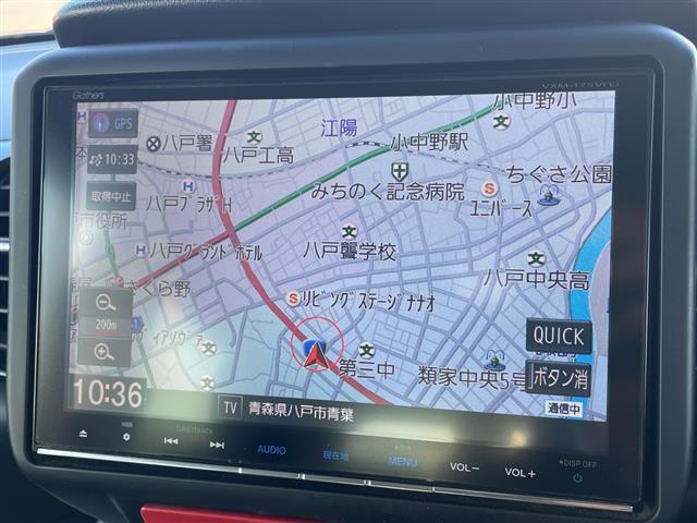 Ｎ－ＢＯＸカスタム Ｇ　ＳＳブラックスタイルパッケージ　４ＷＤ　純正８型ナビ　フルセグＴＶ　純正フリップダウンモニター　Ｂカメラ　純正エンジンスターター　ビルトインＥＴＣ　ドライブレコーダー　両側パワースライドドア　前席ートヒーター　ＨＩＤライト　フォグ（6枚目）