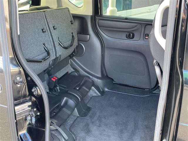 Ｎ－ＢＯＸカスタム Ｇ　ＳＳブラックスタイルパッケージ　４ＷＤ　純正８型ナビ　フルセグＴＶ　純正フリップダウンモニター　Ｂカメラ　純正エンジンスターター　ビルトインＥＴＣ　ドライブレコーダー　両側パワースライドドア　前席ートヒーター　ＨＩＤライト　フォグ（27枚目）