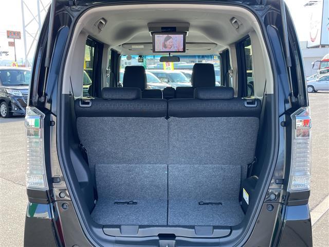 Ｎ－ＢＯＸカスタム Ｇ　ＳＳブラックスタイルパッケージ　４ＷＤ　純正８型ナビ　フルセグＴＶ　純正フリップダウンモニター　Ｂカメラ　純正エンジンスターター　ビルトインＥＴＣ　ドライブレコーダー　両側パワースライドドア　前席ートヒーター　ＨＩＤライト　フォグ（29枚目）