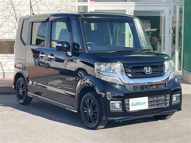 Ｎ－ＢＯＸカスタム Ｇ　ＳＳブラックスタイルパッケージ　４ＷＤ　純正８型ナビ　フルセグＴＶ　純正フリップダウンモニター　Ｂカメラ　純正エンジンスターター　ビルトインＥＴＣ　ドライブレコーダー　両側パワースライドドア　前席ートヒーター　ＨＩＤライト　フォグ（32枚目）