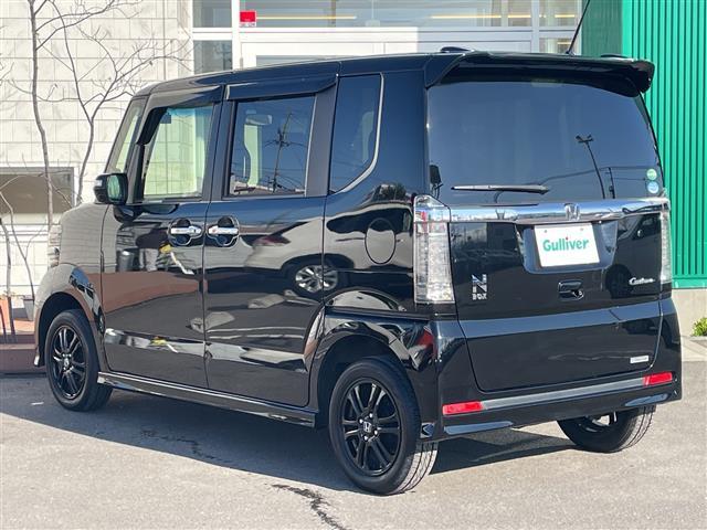 Ｎ－ＢＯＸカスタム Ｇ　ＳＳブラックスタイルパッケージ　４ＷＤ　純正８型ナビ　フルセグＴＶ　純正フリップダウンモニター　Ｂカメラ　純正エンジンスターター　ビルトインＥＴＣ　ドライブレコーダー　両側パワースライドドア　前席ートヒーター　ＨＩＤライト　フォグ（37枚目）