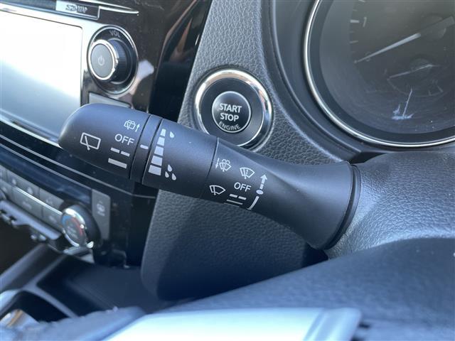 エクストレイル ２０Ｘｔ　エマージェンシーブレーキパッケージ　４ＷＤ　純正ナビ・フルセグＴＶ　アラウンドビューモニター　パワーバックドア　パーキングアシスト　前席シートヒーター　エマージェンシーブレーキ　ＥＴＣ　前方ドラレコ　クルコン　ＬＥＤライト　ルーフレール（18枚目）