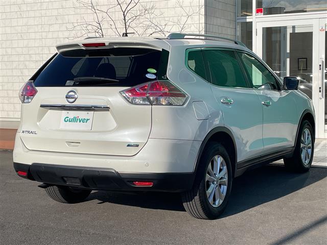 エクストレイル ２０Ｘｔ　エマージェンシーブレーキパッケージ　４ＷＤ　純正ナビ・フルセグＴＶ　アラウンドビューモニター　パワーバックドア　パーキングアシスト　前席シートヒーター　エマージェンシーブレーキ　ＥＴＣ　前方ドラレコ　クルコン　ＬＥＤライト　ルーフレール（33枚目）