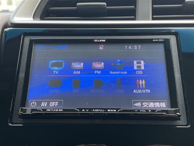 フィット １３Ｇ・Ｆパッケージ　コンフォートエディション　４ＷＤ　ナビ　フルセグ　Ｂｌｕｅｔｏｏｔｈ　バックカメラ　前席シートヒーター　前方ドライブレコーダー　ＥＴＣ　ワイパーデアイサー　スマートキー　プッシュスタート　純正フロアマット　社外１５インチＡＷ（6枚目）