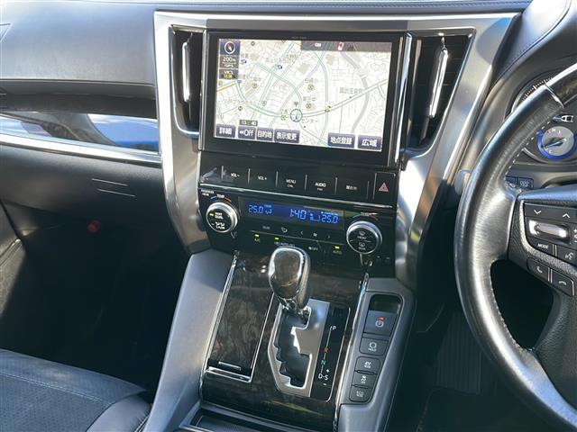 ヴェルファイアハイブリッド ZR 4WD 純正10インチナビTV パノラミックビューモニター ツインムーンルーフ 合皮コンビシート 両側パワースライドドア パワーバックドア ロクサーニ21インチAW タナベ車高調 モデリスタエアロ(3枚目)