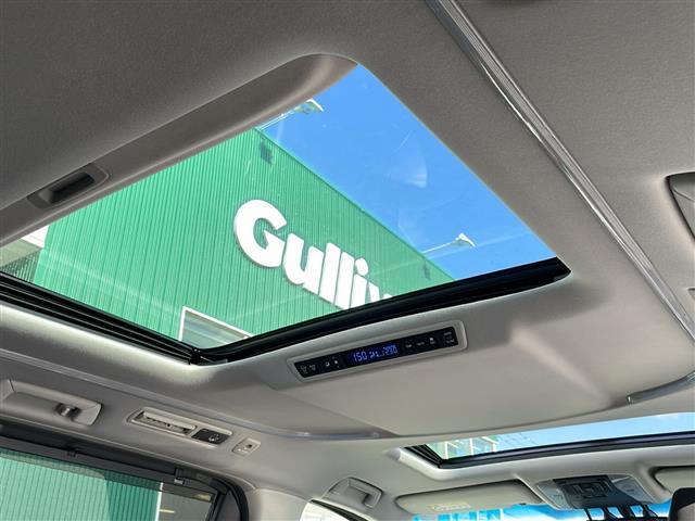 ヴェルファイアハイブリッド ZR 4WD 純正10インチナビTV パノラミックビューモニター ツインムーンルーフ 合皮コンビシート 両側パワースライドドア パワーバックドア ロクサーニ21インチAW タナベ車高調 モデリスタエアロ(4枚目)