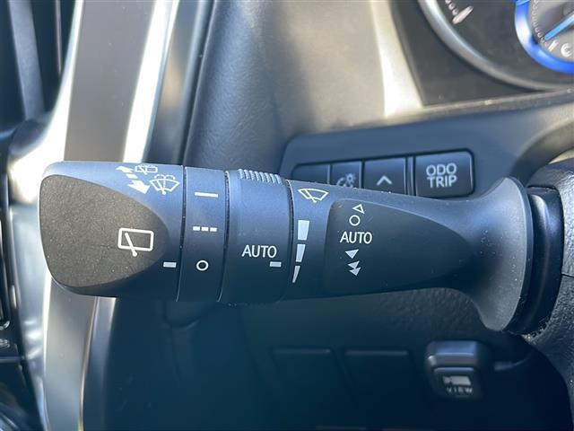 ヴェルファイアハイブリッド ZR 4WD 純正10インチナビTV パノラミックビューモニター ツインムーンルーフ 合皮コンビシート 両側パワースライドドア パワーバックドア ロクサーニ21インチAW タナベ車高調 モデリスタエアロ(17枚目)