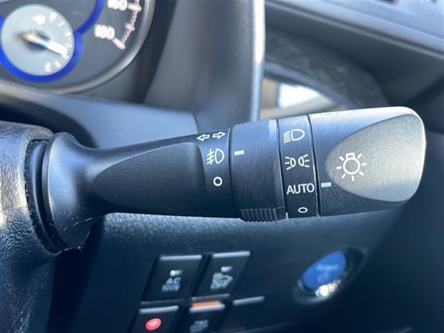 ヴェルファイアハイブリッド ZR 4WD 純正10インチナビTV パノラミックビューモニター ツインムーンルーフ 合皮コンビシート 両側パワースライドドア パワーバックドア ロクサーニ21インチAW タナベ車高調 モデリスタエアロ(18枚目)