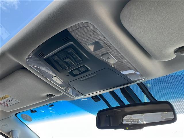 ヴェルファイアハイブリッド ZR 4WD 純正10インチナビTV パノラミックビューモニター ツインムーンルーフ 合皮コンビシート 両側パワースライドドア パワーバックドア ロクサーニ21インチAW タナベ車高調 モデリスタエアロ(20枚目)