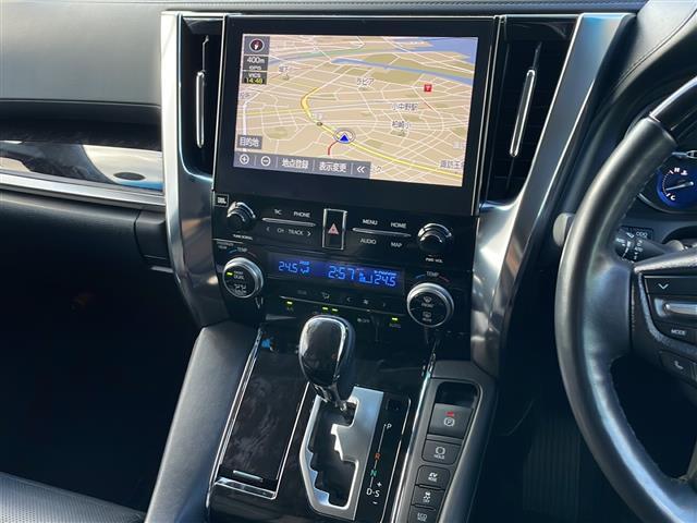 アルファードハイブリッド SR Cパッケージ 4WD 純正10.5型ナビ 13.3インチリアエンターテイメント JBLプレミアムサウンド パノラミックビューモニタ デジタルインナーミラー Pバックドア 合皮エアシート セーフティセンス モデリスタ(5枚目)