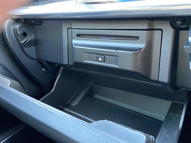 アルファードハイブリッド SR Cパッケージ 4WD 純正10.5型ナビ 13.3インチリアエンターテイメント JBLプレミアムサウンド パノラミックビューモニタ デジタルインナーミラー Pバックドア 合皮エアシート セーフティセンス モデリスタ(11枚目)