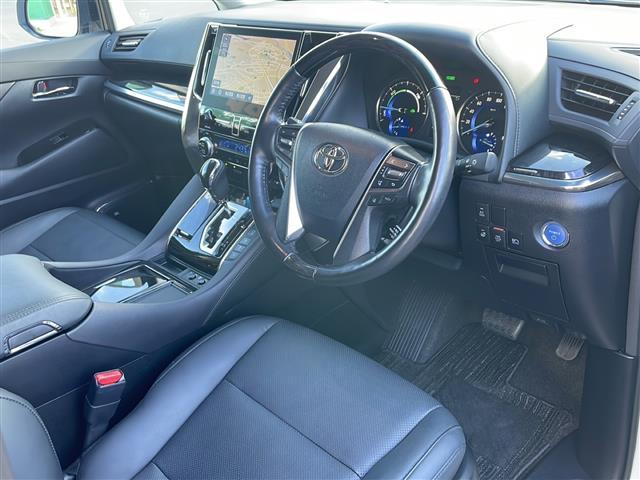 アルファードハイブリッド SR Cパッケージ 4WD 純正10.5型ナビ 13.3インチリアエンターテイメント JBLプレミアムサウンド パノラミックビューモニタ デジタルインナーミラー Pバックドア 合皮エアシート セーフティセンス モデリスタ(21枚目)