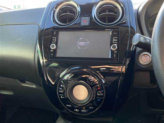 ノート ｅ－パワー　Ｘ　ワンオーナー　純正ＳＤナビ　フルセグ　アラウンドビューモニター　エマージェンシーブレーキ　レーンキープ　前後コーナーセンサー　ドアミラーヒーター　スマートルームミラー　ＬＥＤヘッドライト　フォグランプ（3枚目）