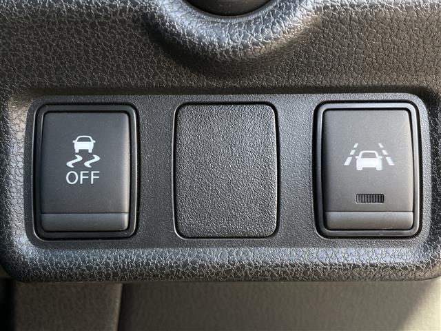 ノート ｅ－パワー　Ｘ　ワンオーナー　純正ＳＤナビ　フルセグ　アラウンドビューモニター　エマージェンシーブレーキ　レーンキープ　前後コーナーセンサー　ドアミラーヒーター　スマートルームミラー　ＬＥＤヘッドライト　フォグランプ（10枚目）