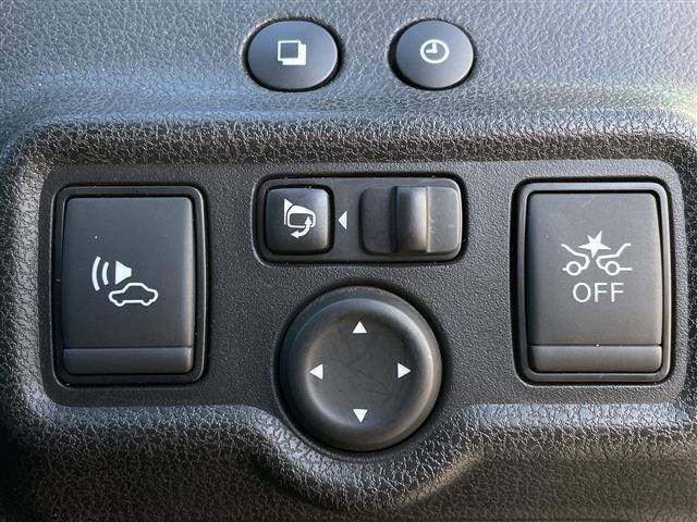 ノート ｅ－パワー　Ｘ　ワンオーナー　純正ＳＤナビ　フルセグ　アラウンドビューモニター　エマージェンシーブレーキ　レーンキープ　前後コーナーセンサー　ドアミラーヒーター　スマートルームミラー　ＬＥＤヘッドライト　フォグランプ（11枚目）